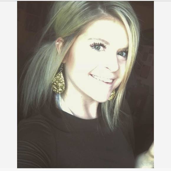 Meet your Posher, Cheyanne - Picture 1 of 1